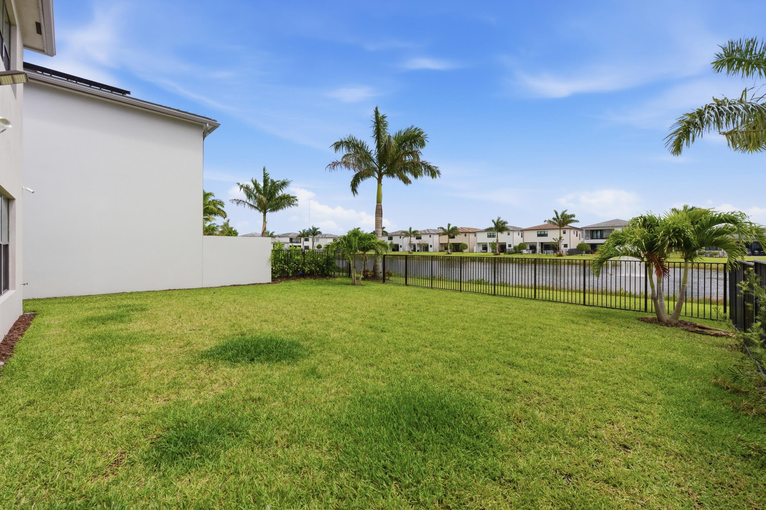 8568 Crystal Downs Avenue Boca Raton, FL 33434 - Photo 46 of 60 50__jjl9614