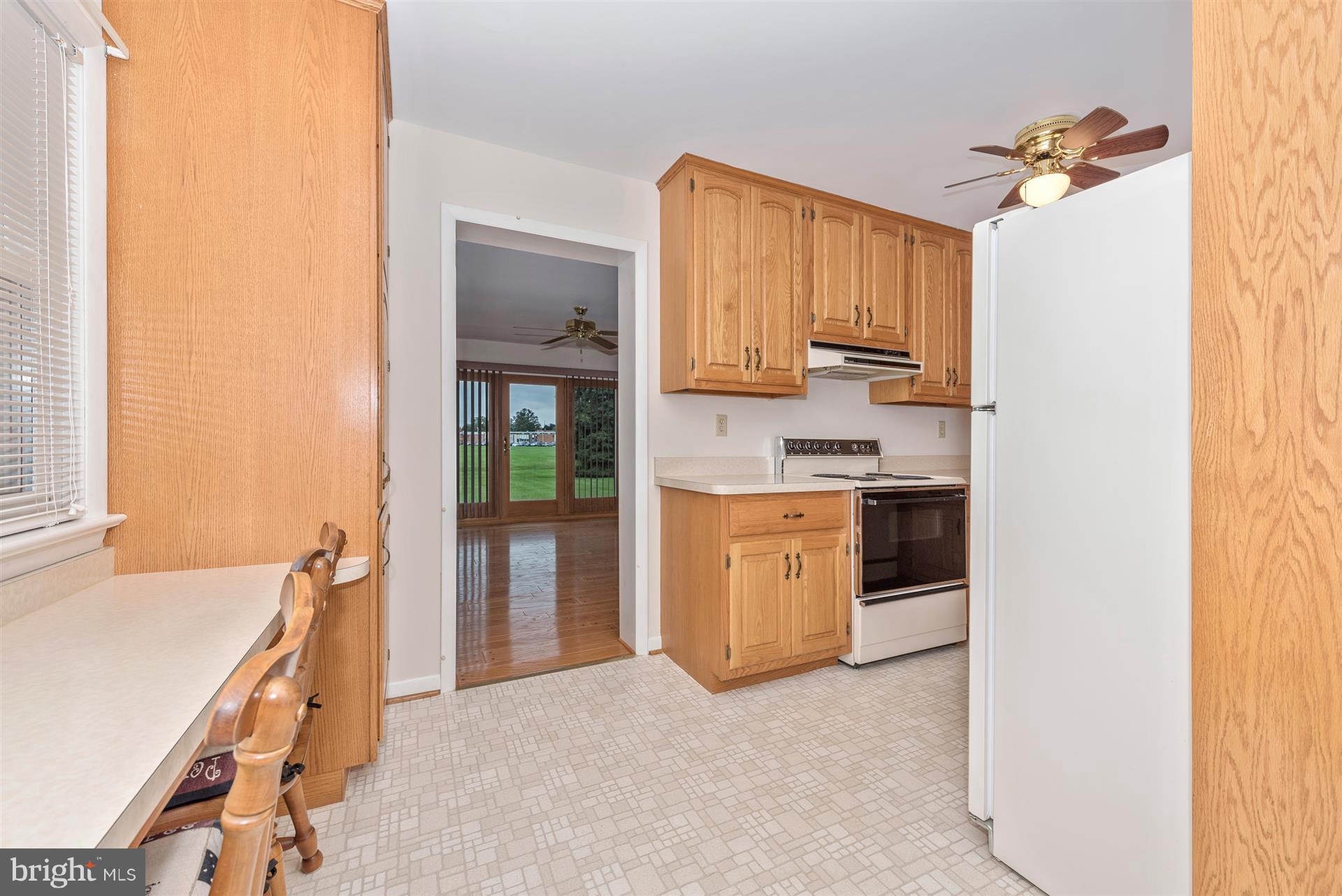 24 Georgetown Road Walkersville, MD 21793 - Photo 14 of 30 Kitchen bar for eating or desk workspace