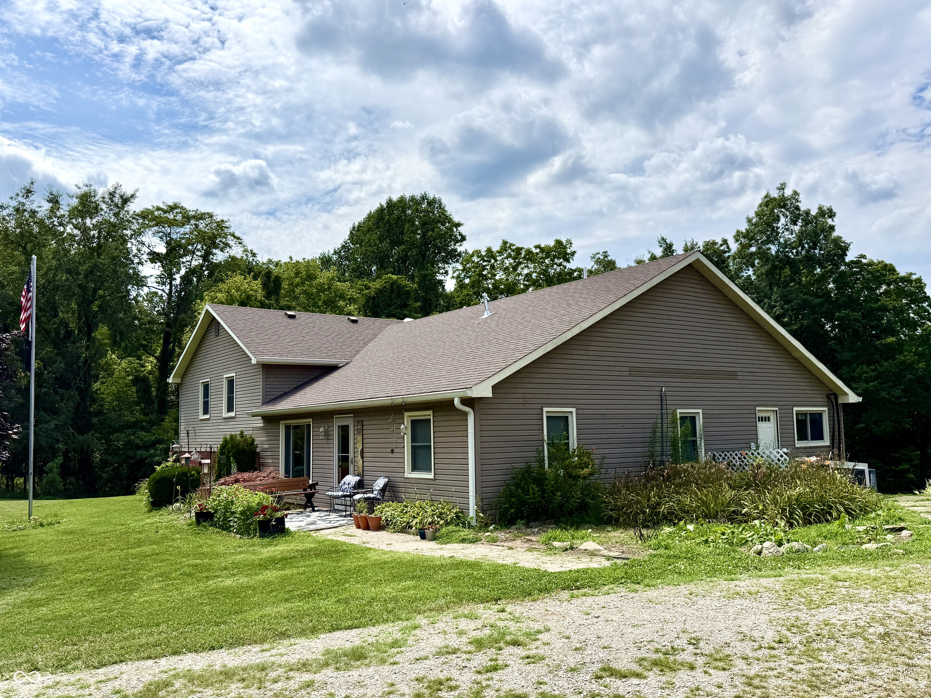 7110 Beech Tree Road Nineveh, IN 46164 - Photo 2 of 42 Gallery Image 2