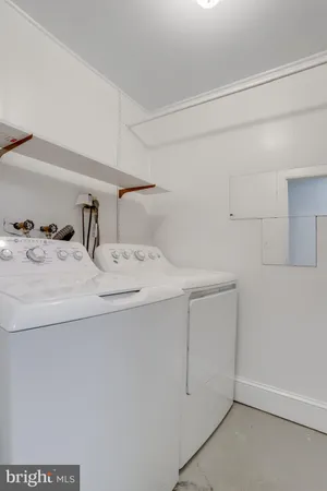 $2,450 | 3369 South Stafford Street, Unit A1, Arlington, VA 22206