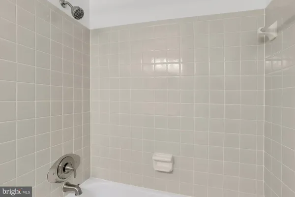 $2,450 | 3369 South Stafford Street, Unit A1, Arlington, VA 22206