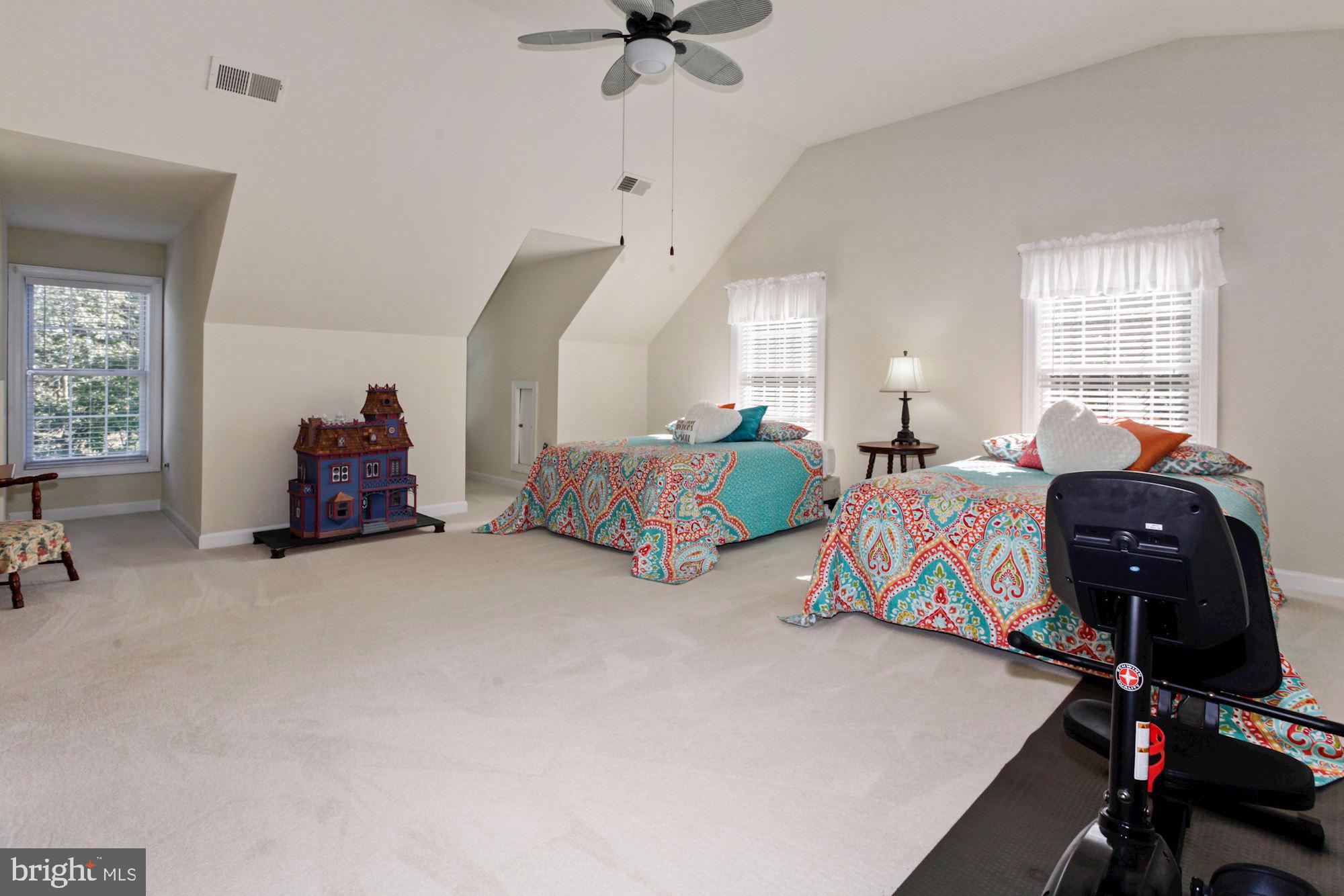 9780 Meetze Road Midland, VA 22728 - Photo 45 of 79 Secondary Bedroom that is really large.
