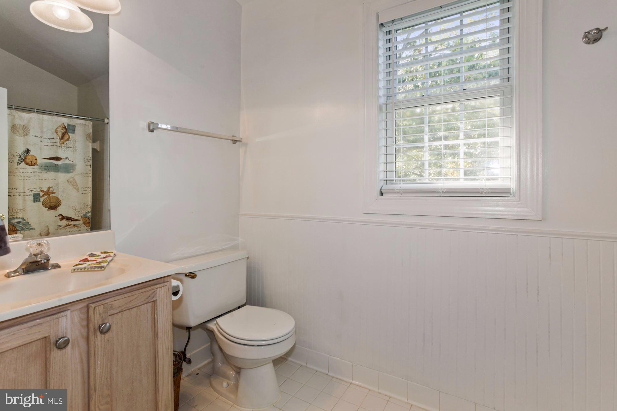 9780 Meetze Road Midland, VA 22728 - Photo 47 of 79 Secondary FULL Bath.
