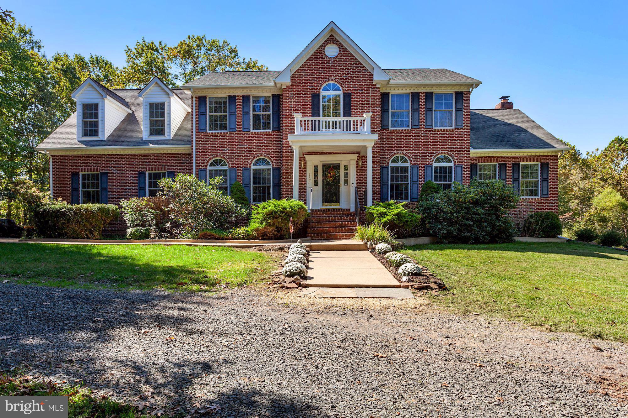 9780 Meetze Road Midland, VA 22728 - Photo 7 of 79 Dramatic entry to welcome visitors!
