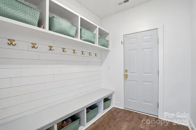 $1,300,000 | 6246 Six String Court, Fort Mill, SC 29708