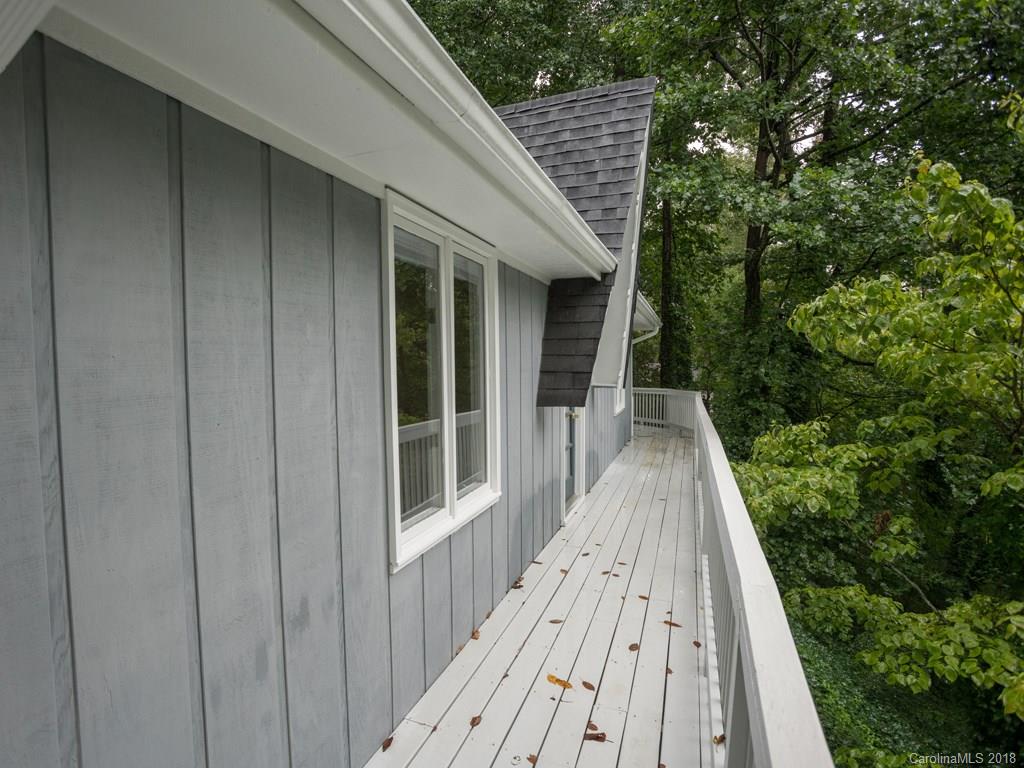 29 Innsbrook Road Asheville, NC 28804 - Photo 14 of 15 Gallery Image 14