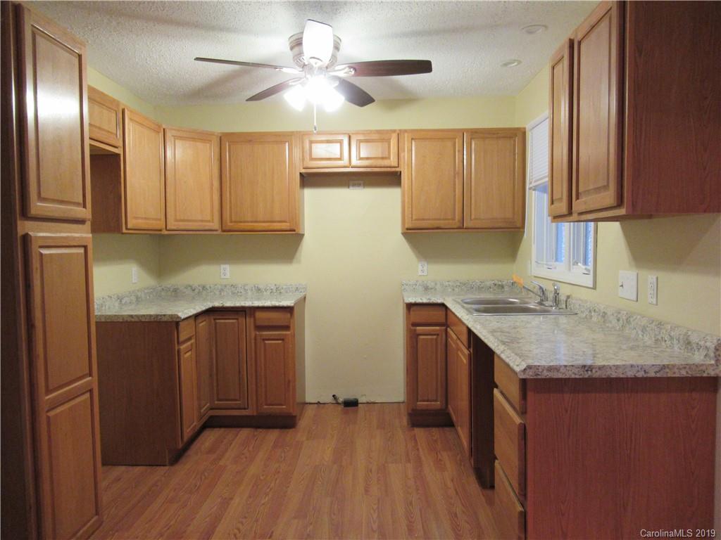 29 Innsbrook Road Asheville, NC 28804 - Photo 5 of 15 Gallery Image 5