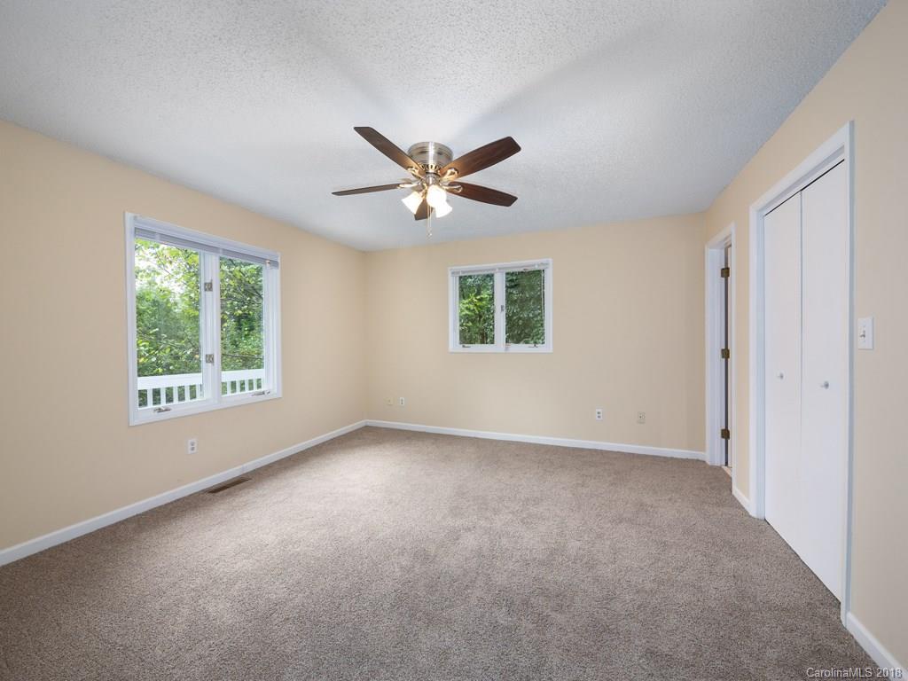 29 Innsbrook Road Asheville, NC 28804 - Photo 6 of 15 Gallery Image 6