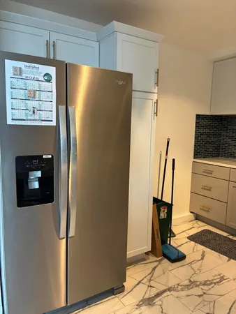 $98,000 | 8900 East Jefferson Avenue, Unit 632, Detroit, MI 48214