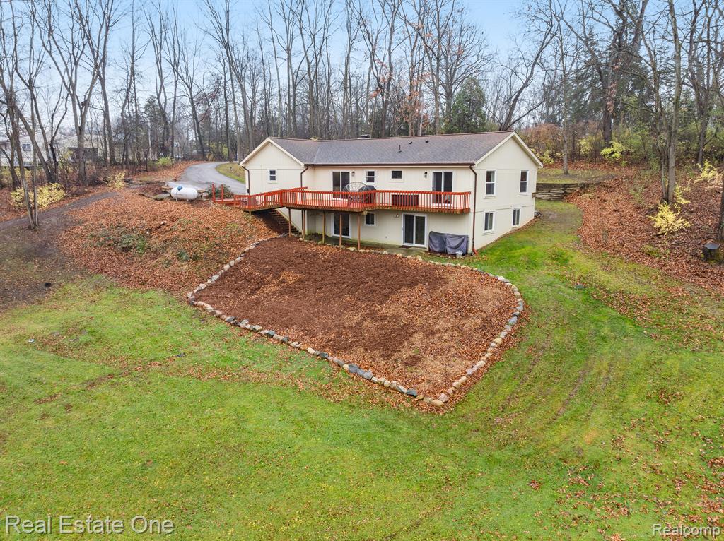 9495 Spicer Road Brighton, MI 48116 - Photo 25 of 29