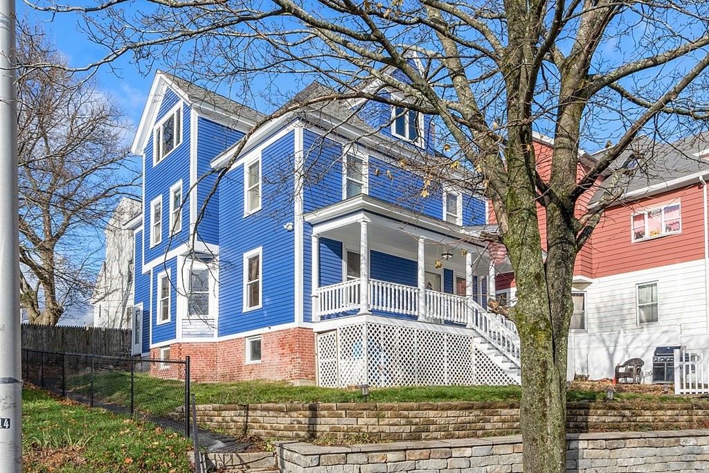 55 Channing Street Worcester, MA 01605 - Photo 2 of 32