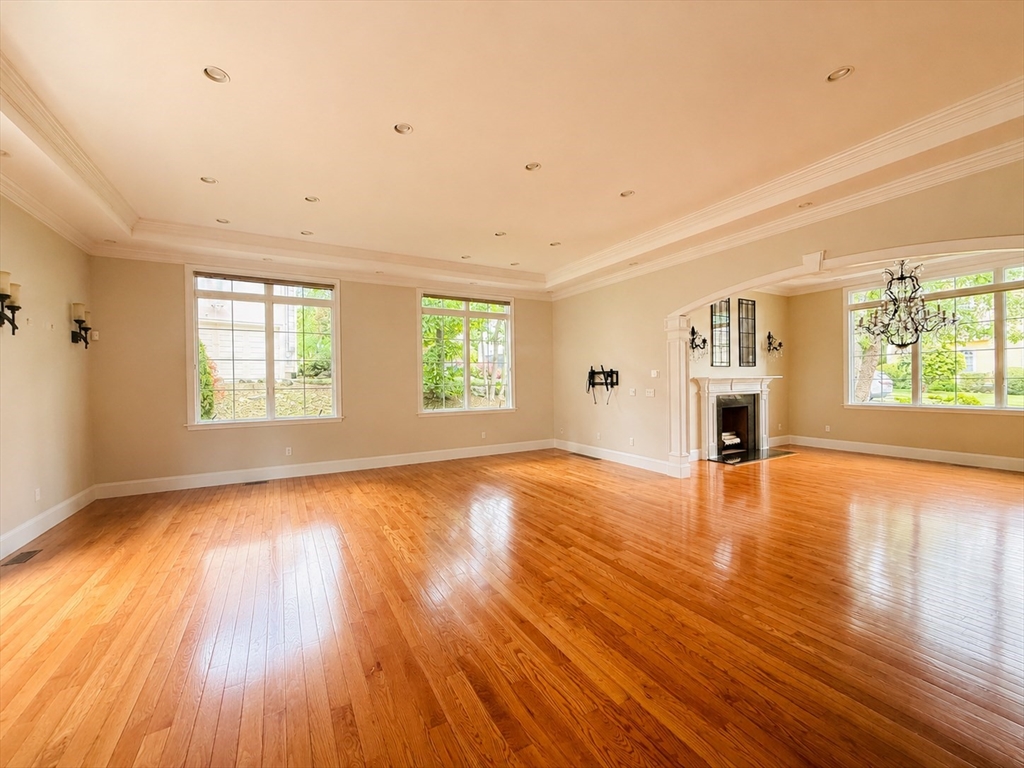 29 Clifton Road Newton, MA 02459 - Photo 5 of 28