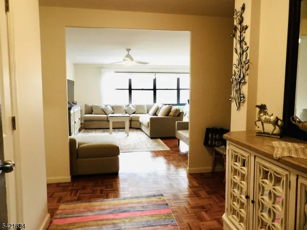 $2,800 | 2352 Linwood Avenue, Fort Lee, NJ 07024