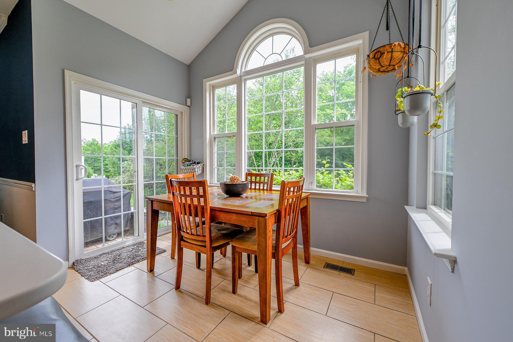 1506 Cloverhill Road Pottstown, PA 19464 - Photo 5 of 36 Morning Room