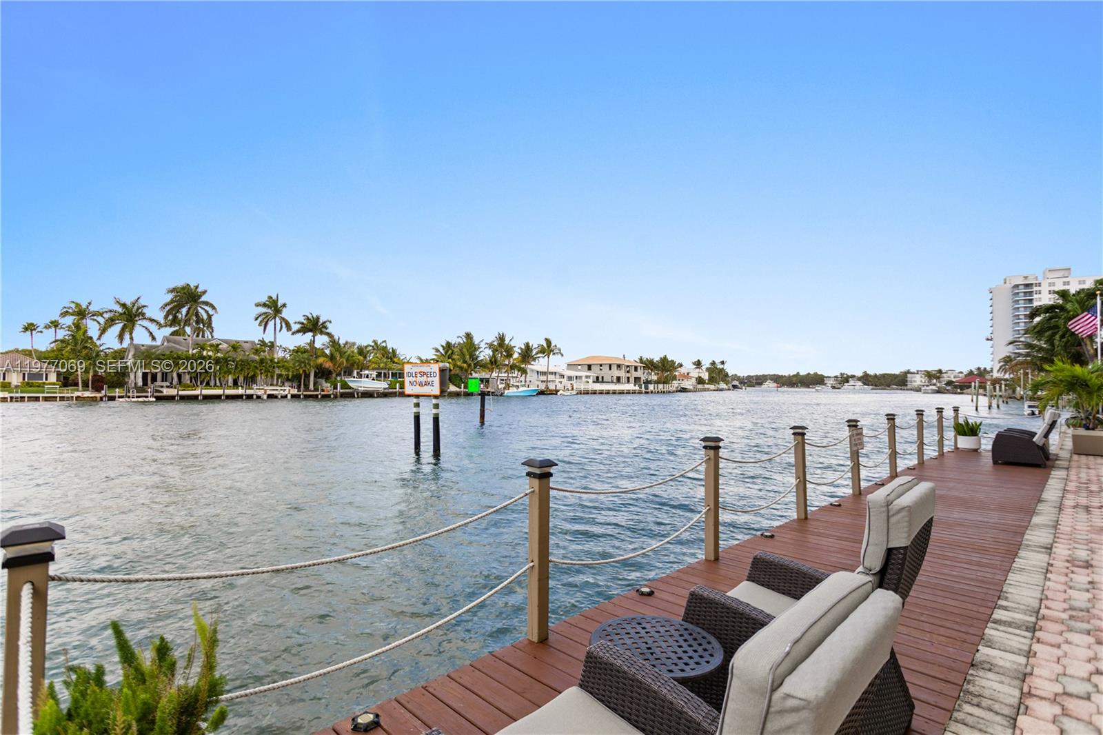 2611 North Riverside Drive, Unit 901 Pompano Beach, FL 33062 - Photo 20 of 27 a view of a balcony with an ocean