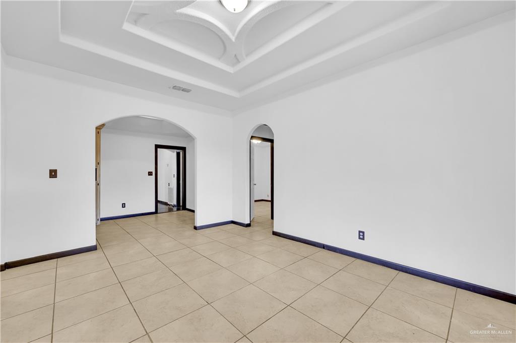 506 Pasco Street Rio Grande City, TX 78582 - Photo 5 of 21 Living room
