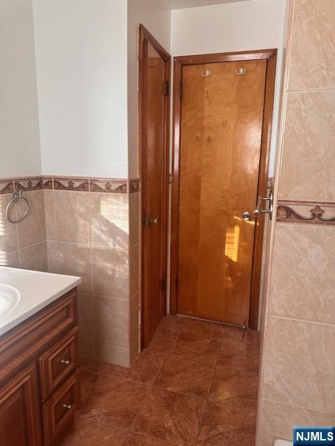 55 Alpine Street, Unit 2 Garfield, NJ 07026 - Photo 18 of 24
