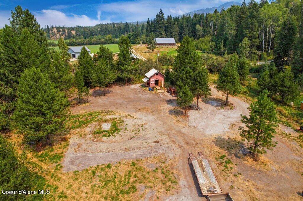 700 Golden Gate Road Priest River, ID 83856 - Photo 11 of 19 011-700GoldenGateRoad-PriestRiver-ID-838