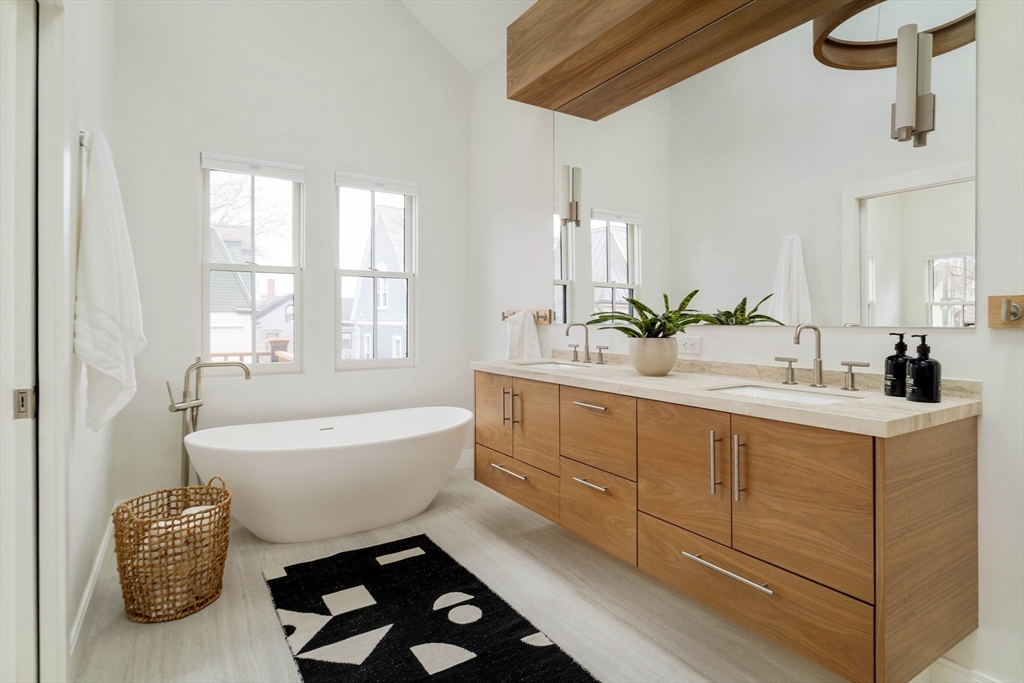 11 Goodman Road Cambridge, MA 02138 - Photo 13 of 30