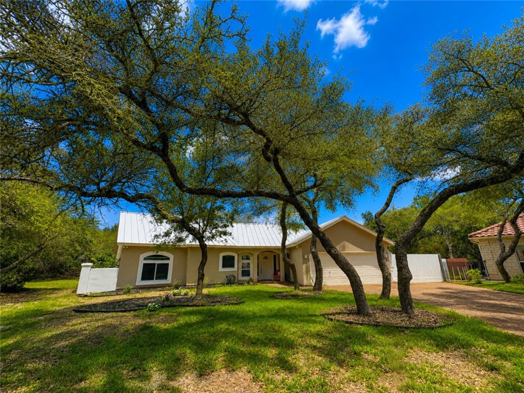 610 Bent Tree Street Rockport, TX 78382 - Photo 1 of 33