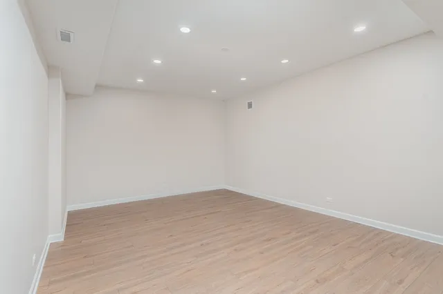 $5,500 | 841 Turnbridge Circle, Naperville, IL 60540