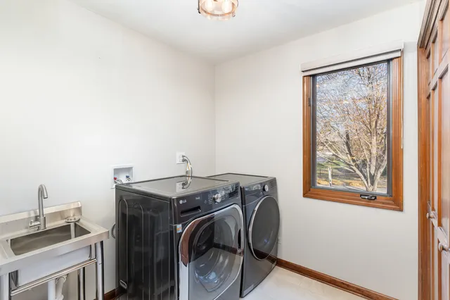 $5,500 | 841 Turnbridge Circle, Naperville, IL 60540