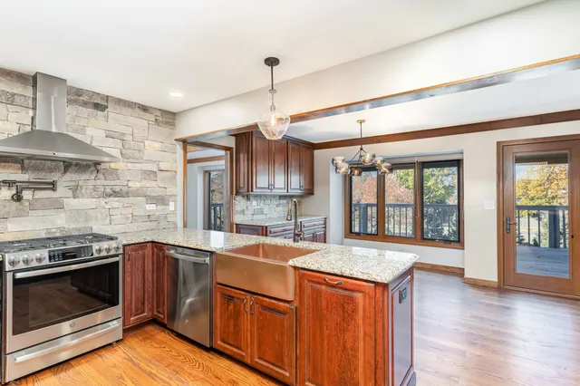 $5,500 | 841 Turnbridge Circle, Naperville, IL 60540