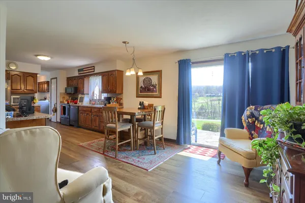 $269,900 | 162 Oak Drive, Thompsontown, PA 17094