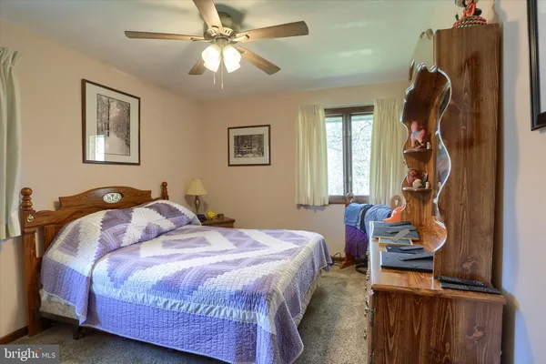 $269,900 | 162 Oak Drive, Thompsontown, PA 17094