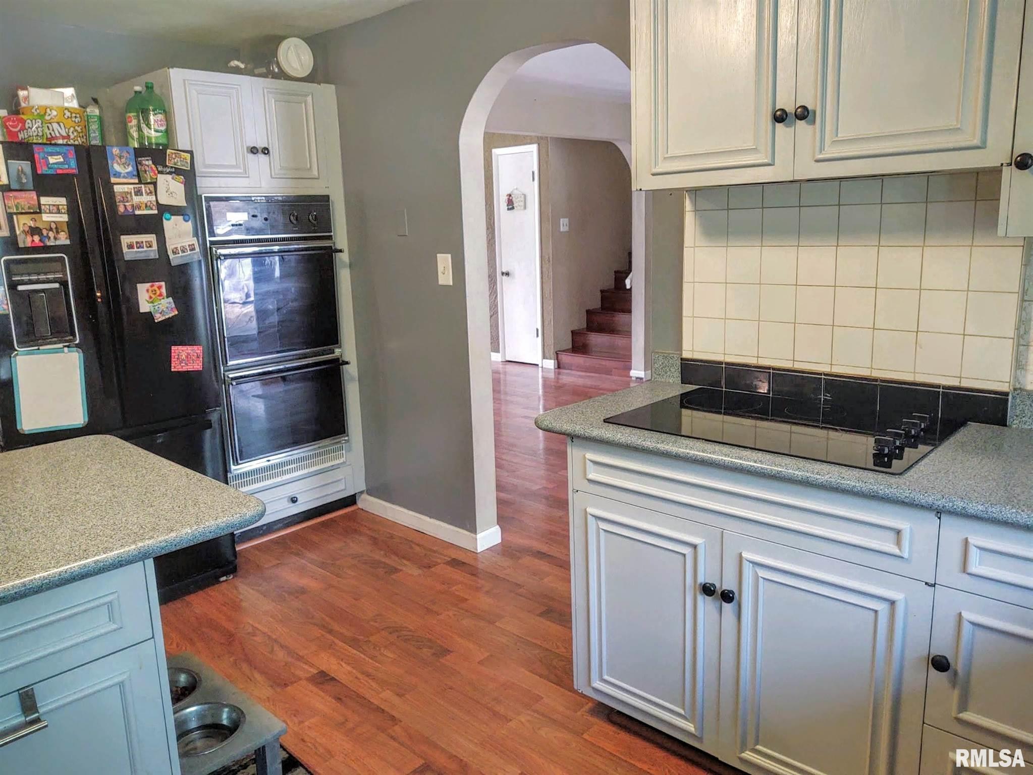 905 West Ravinwoods Road Peoria, IL 61615 - Photo 11 of 34 Gallery Image 11