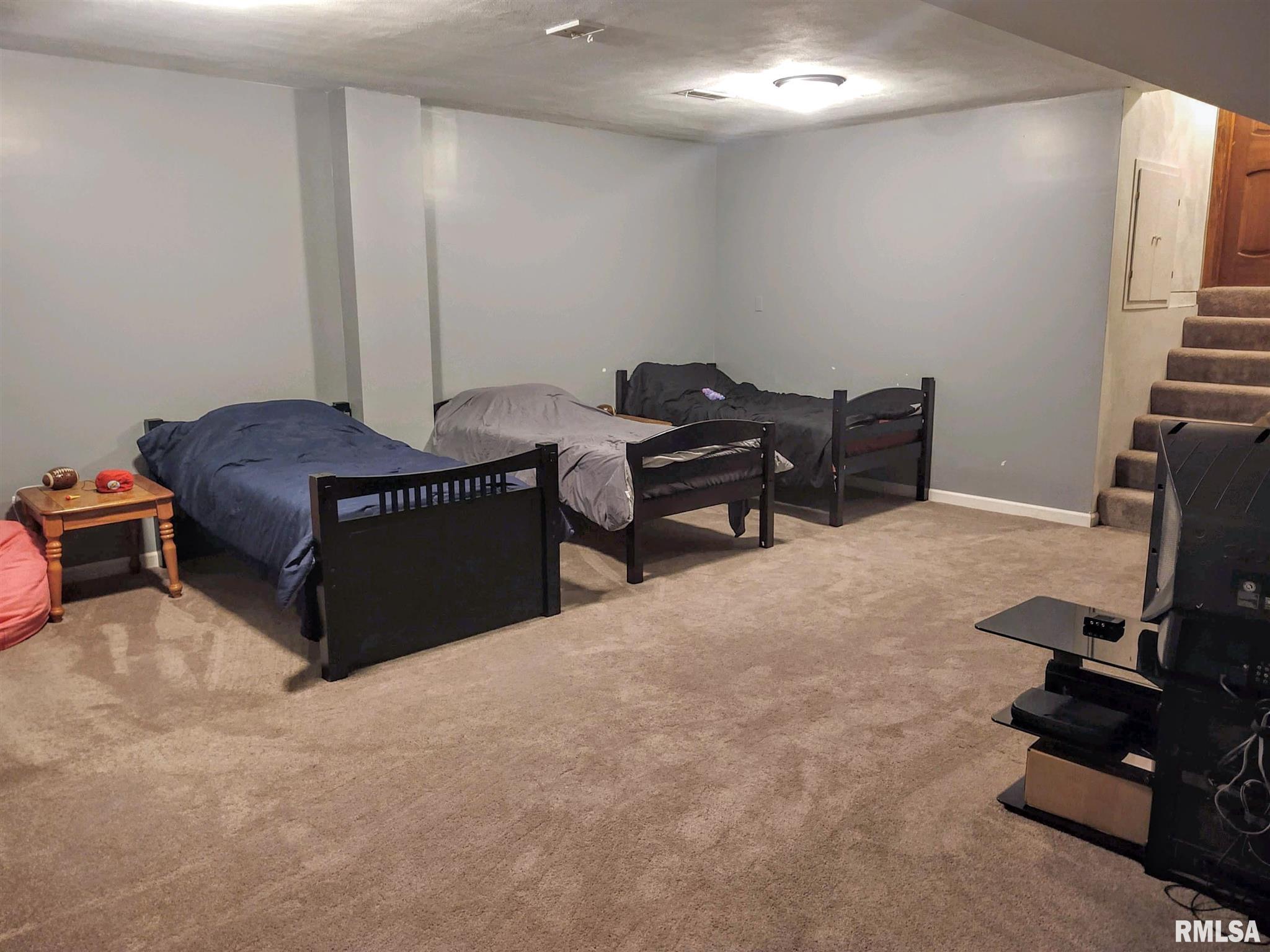 905 West Ravinwoods Road Peoria, IL 61615 - Photo 18 of 34 Gallery Image 18