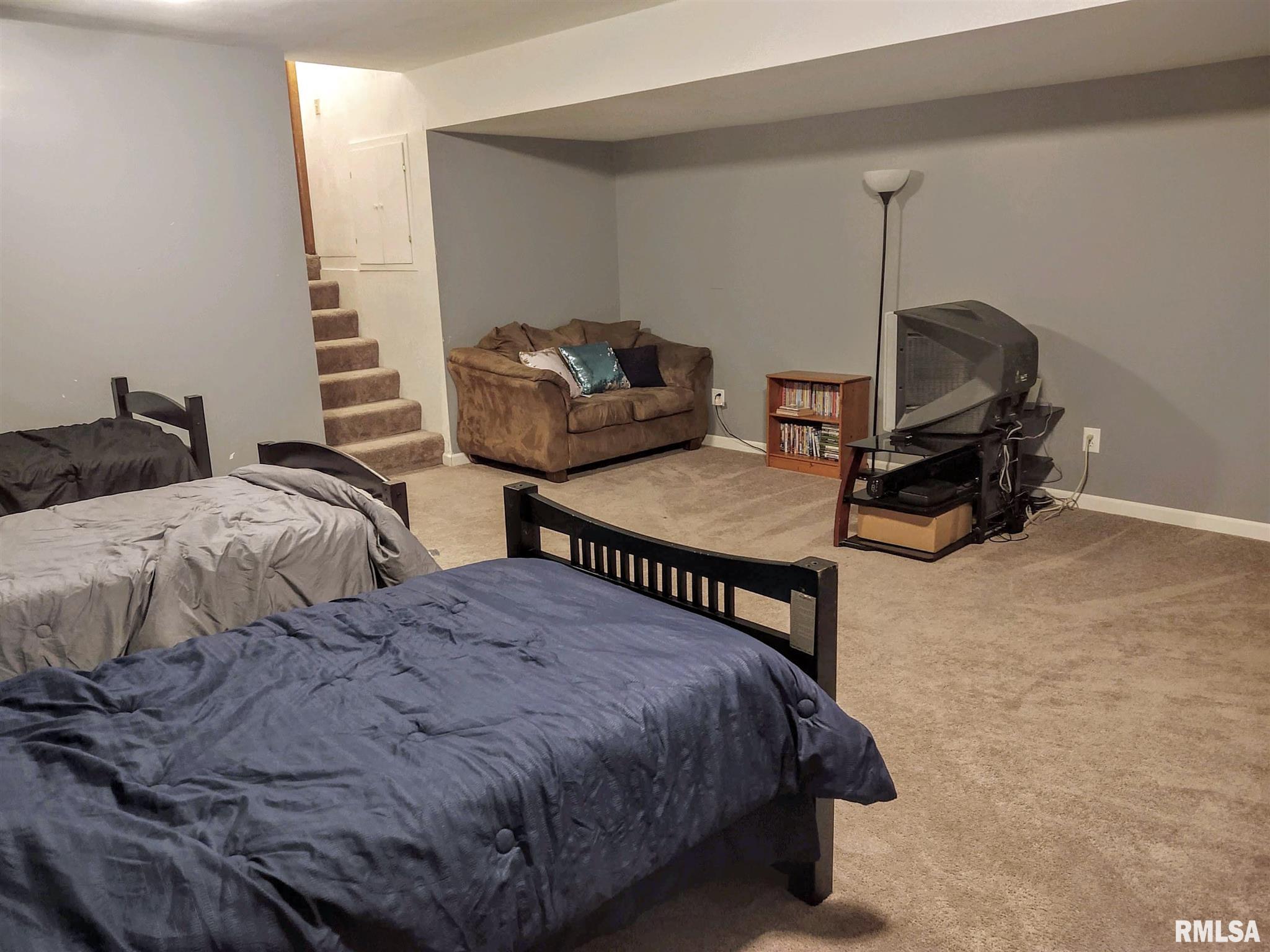 905 West Ravinwoods Road Peoria, IL 61615 - Photo 19 of 34 Gallery Image 19