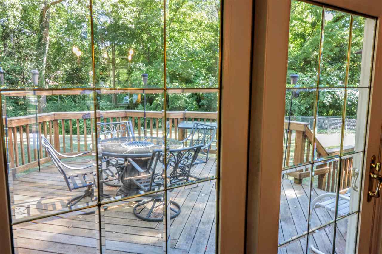 905 West Ravinwoods Road Peoria, IL 61615 - Photo 8 of 34 Gallery Image 8