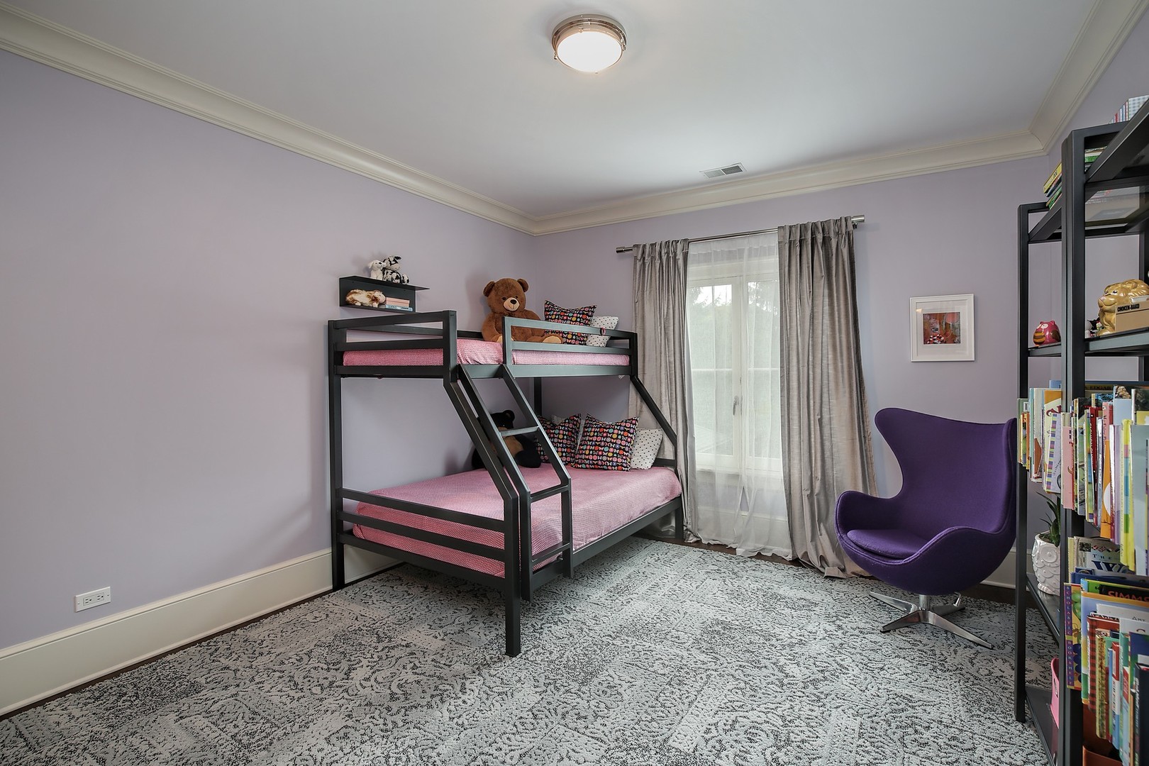 127 Old Green Bay Road Winnetka, IL 60093 - Photo 19 of 33 a room with furniture and air hockey table