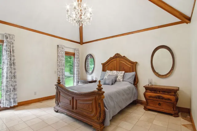 $1,500,000 | 320 Shutes Cove, Old Hickory, TN 37138