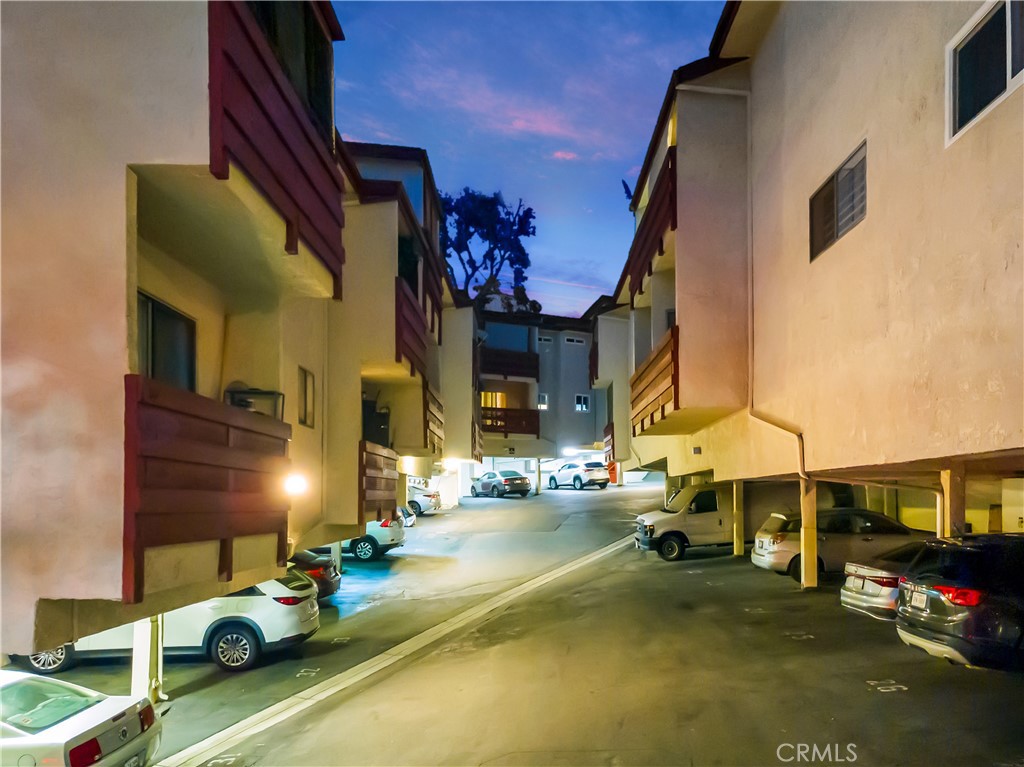 1523 East Windsor Road, Unit 208A Glendale, CA 91205 - Photo 27 of 27 a view of a building with sitting area