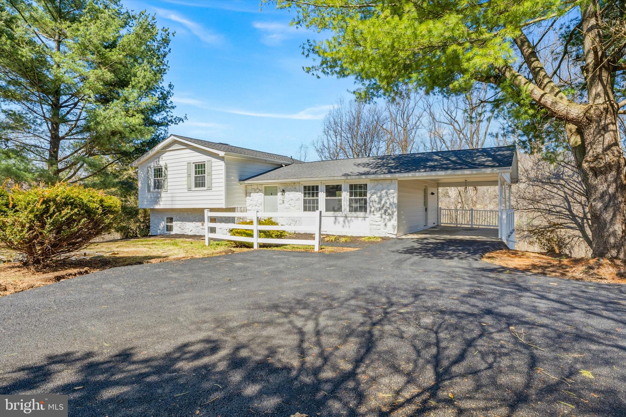 5817 Western View Place Mount Airy, MD 21771 - Photo 1 of 30 5817 Western View Pl-004