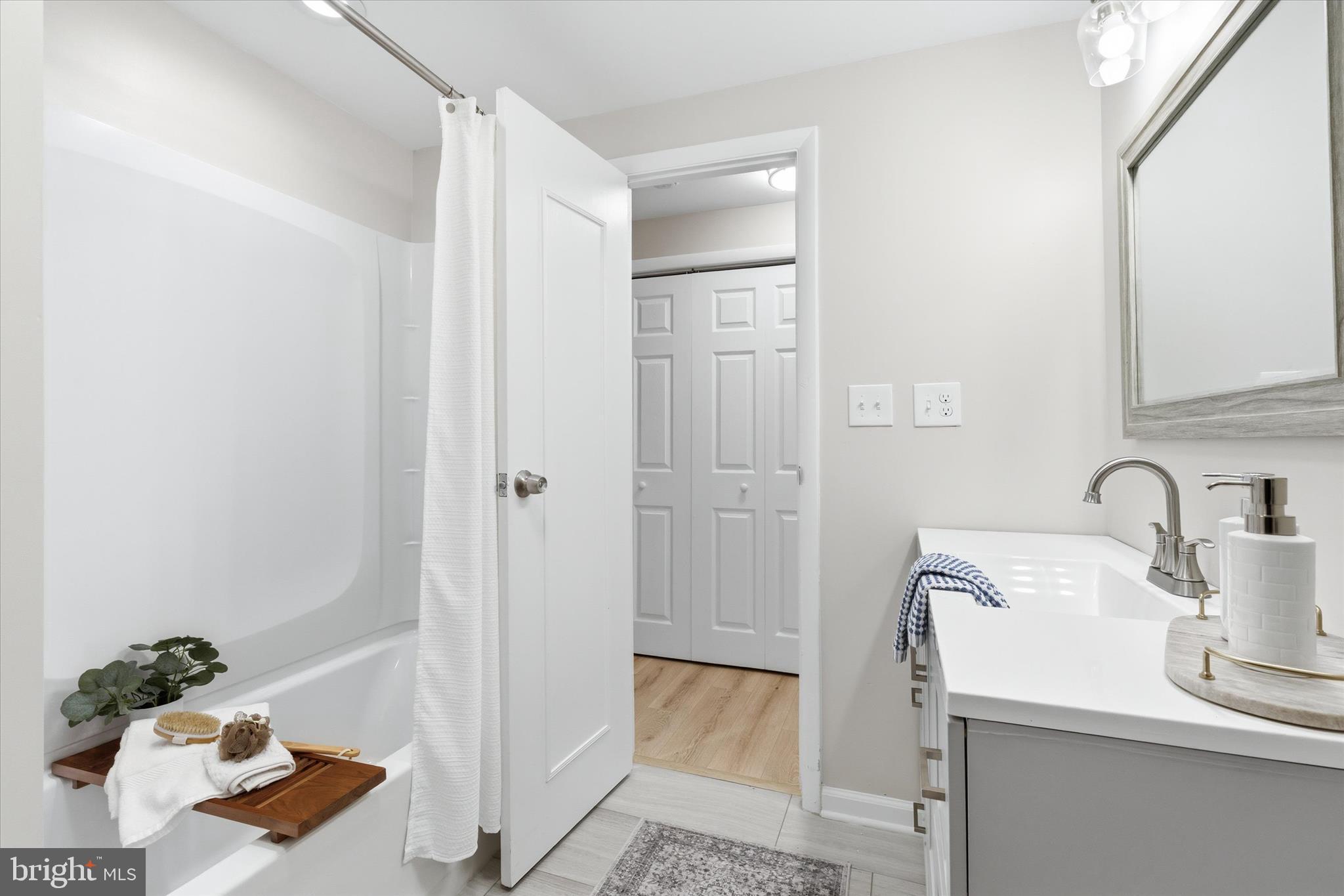 5817 Western View Place Mount Airy, MD 21771 - Photo 17 of 30