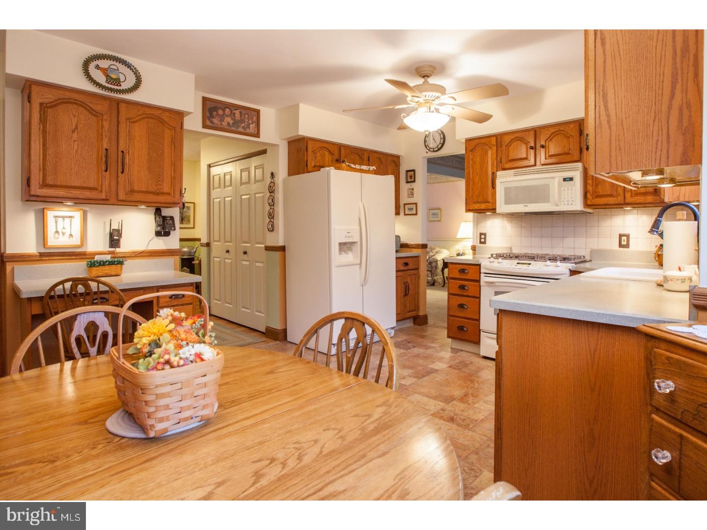 60 Miry Brook Road Hamilton, NJ 08690 - Photo 3 of 25 Kitchen