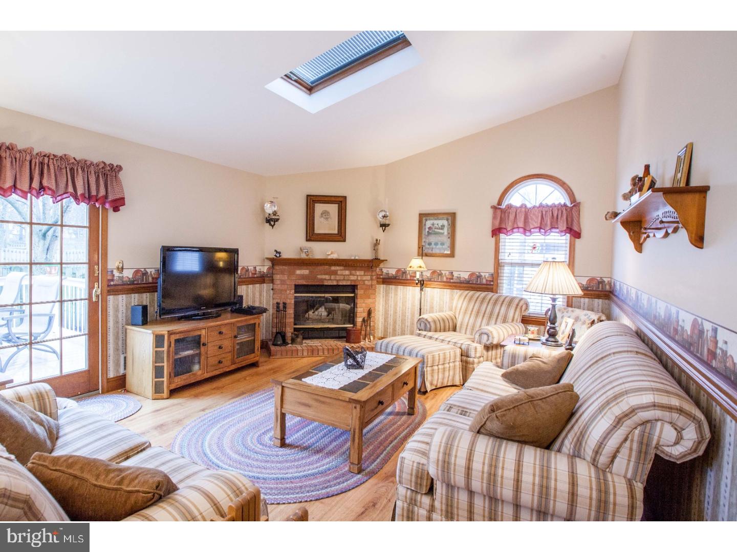 60 Miry Brook Road Hamilton, NJ 08690 - Photo 8 of 25 Family Room