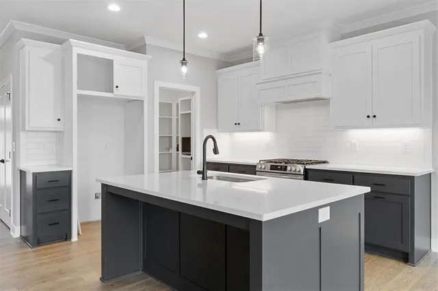 $490,510 | 25058 West 94th Terrace, Lenexa, KS 66227