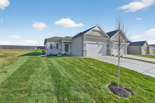$490,510 | 25058 West 94th Terrace, Lenexa, KS 66227