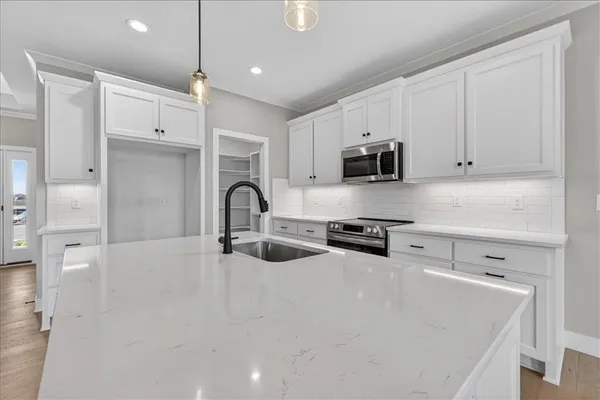 $490,510 | 25058 West 94th Terrace, Lenexa, KS 66227