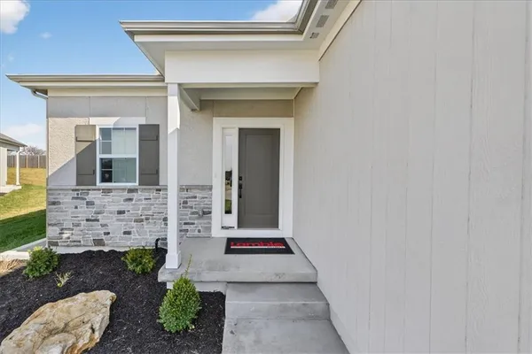 $490,510 | 25058 West 94th Terrace, Lenexa, KS 66227