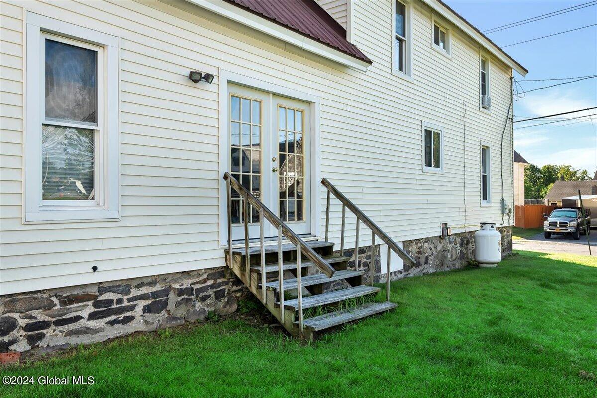 6 2nd Avenue Mayfield, NY 12117 - Photo 32 of 36 37-P1206955