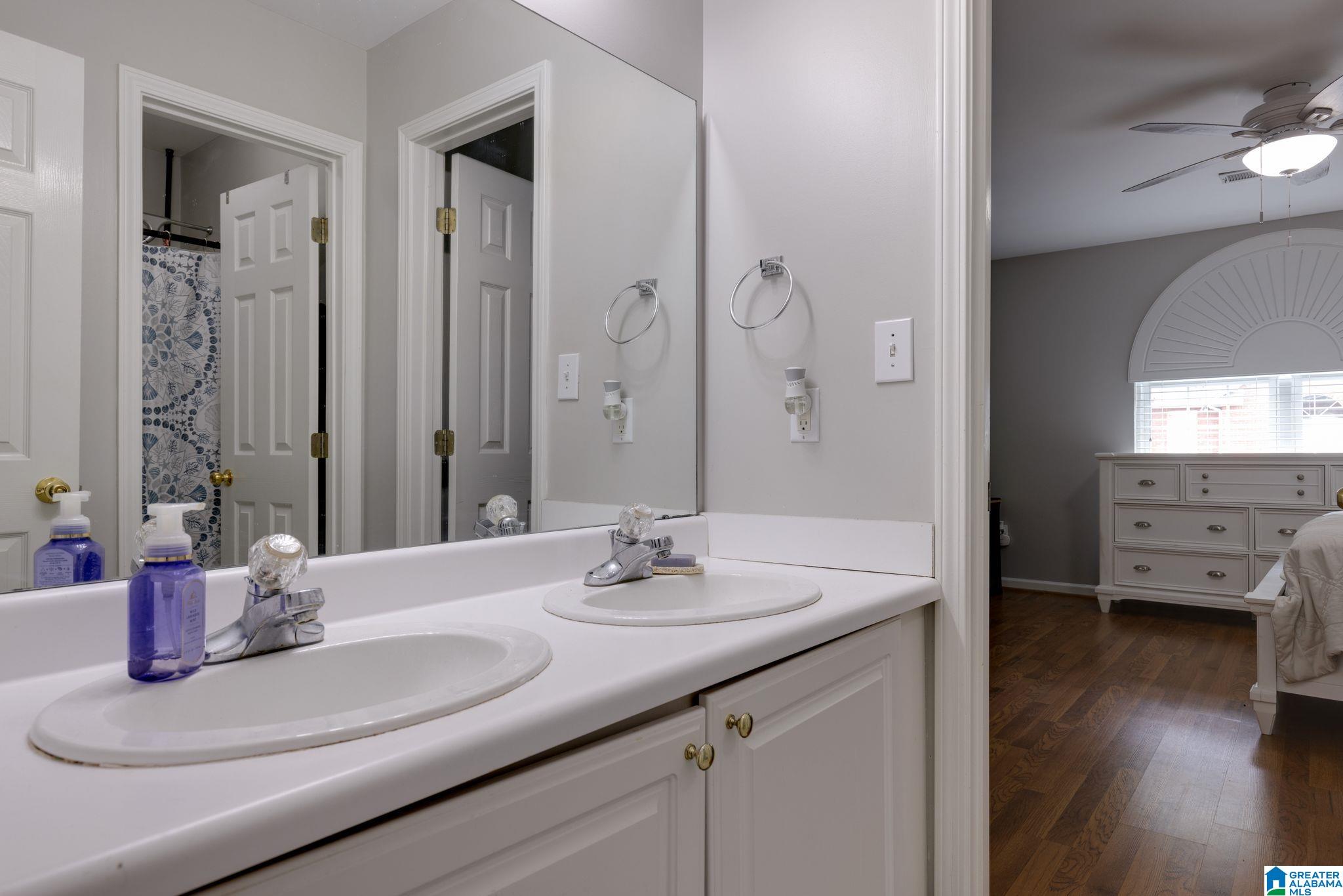 452 Cambrian Ridge Trail Pelham, AL 35124 - Photo 26 of 35