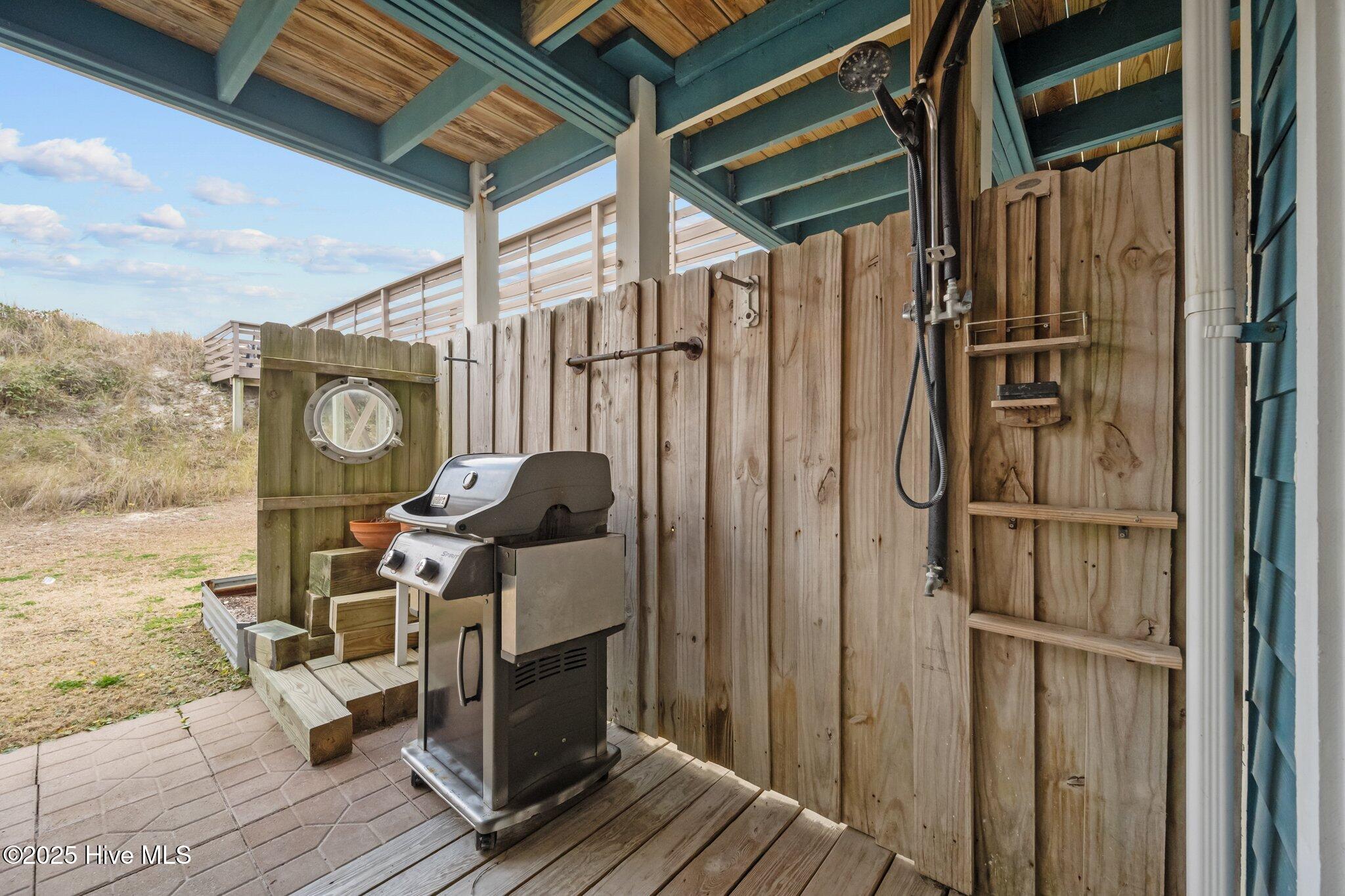 1434 New River Inlet Road North Topsail Beach, NC 28460 - Photo 39 of 51 49-web-or-mls-19