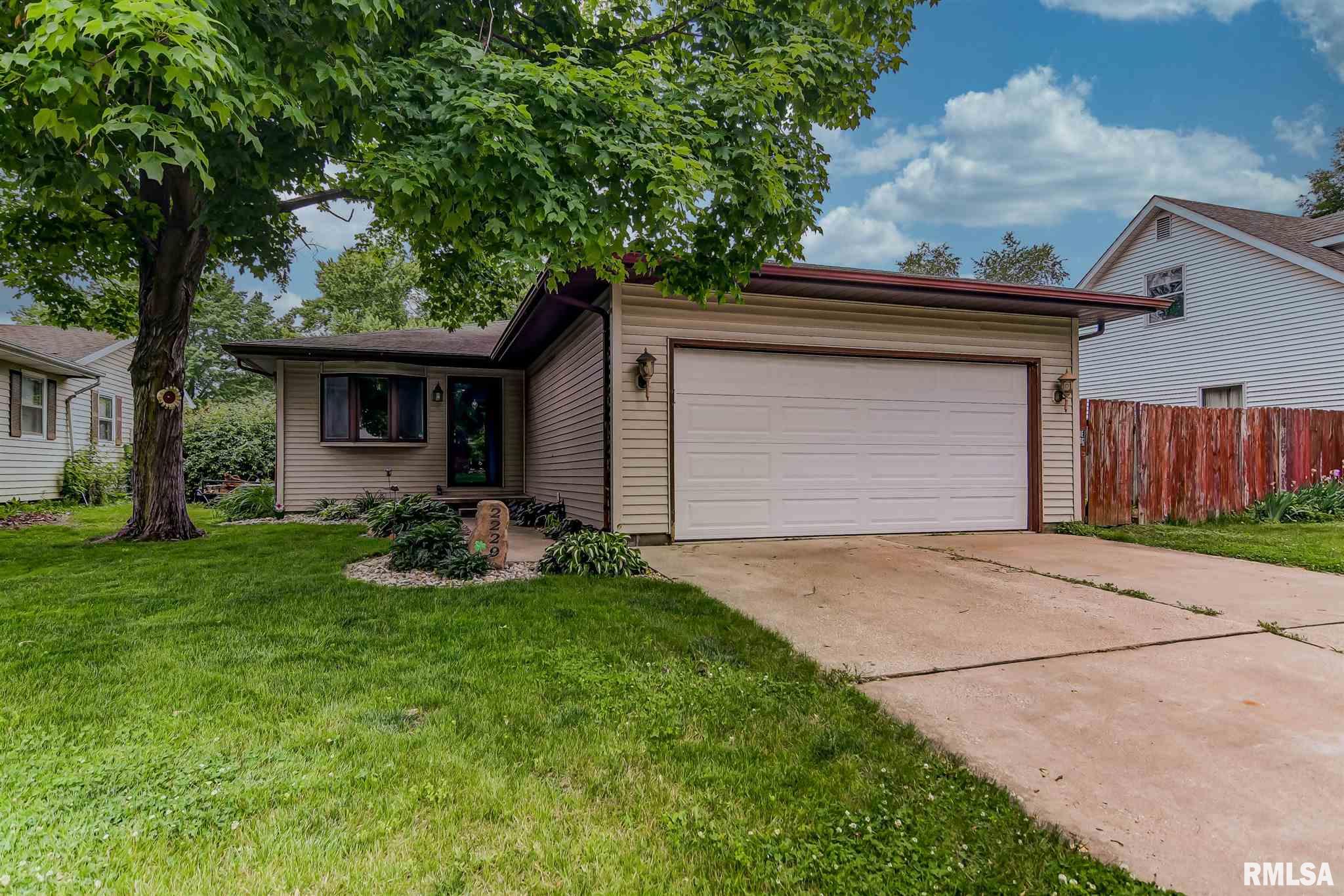 2229 Croydon Drive Springfield, IL 62703 - Photo 2 of 35