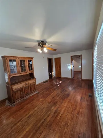 $165,000 | 832 West Charles Street, Independence, MO 64055