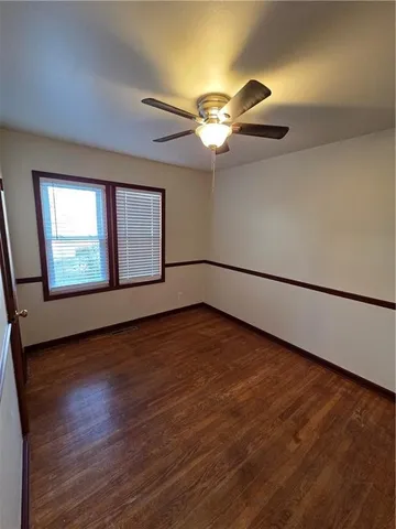 $165,000 | 832 West Charles Street, Independence, MO 64055